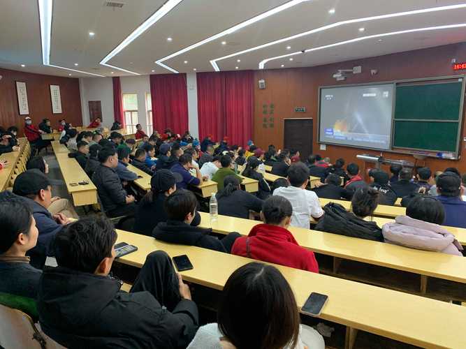 餐飲管理辦公室召開食堂安全穩(wěn)定工作會(huì)議